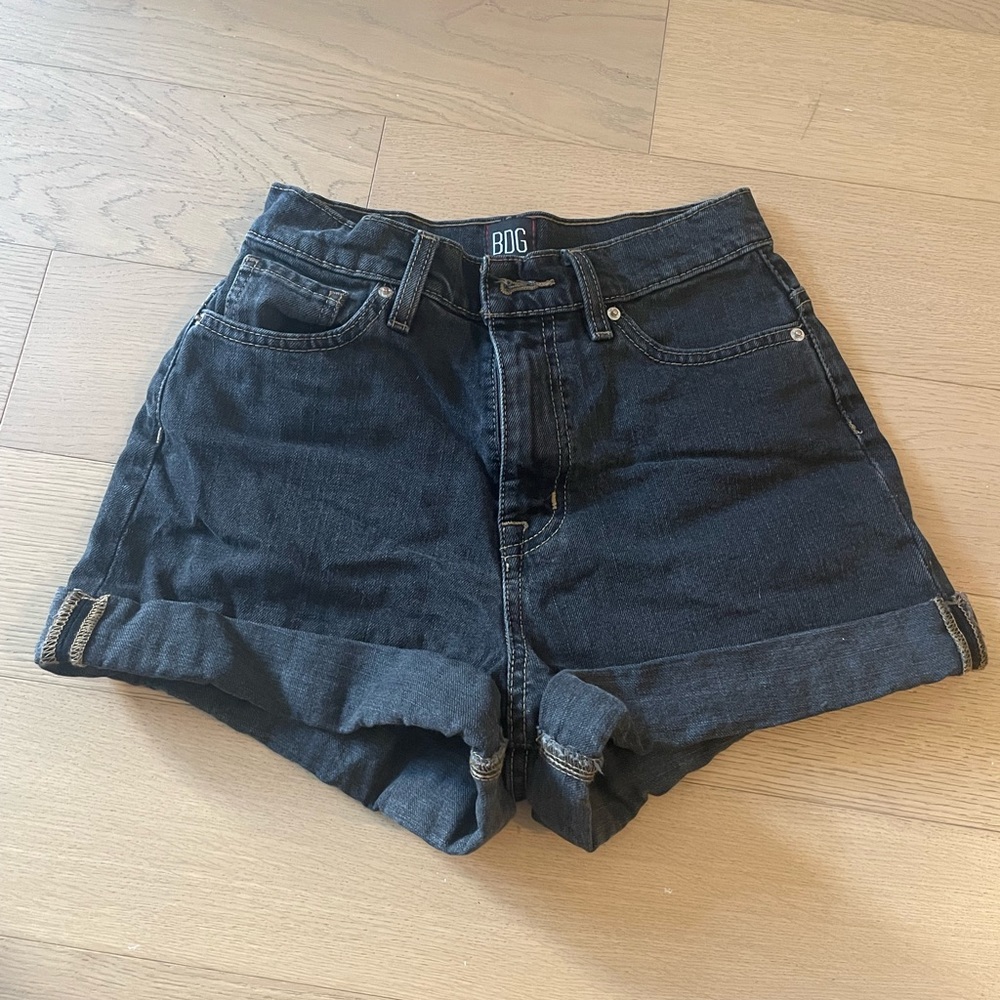 Black wash BDG mom high rise denim shorts